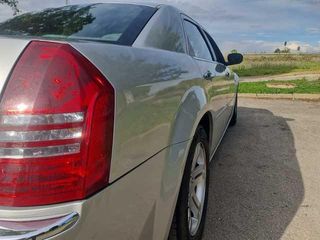 Chrysler 300 C 2.7 V6 Touring 142 kW (193 CV)