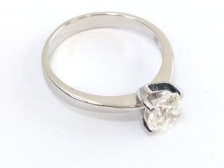 sortija oro 18k con diamante de laboratorio