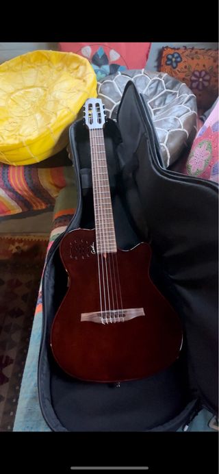 Godin Multiac Mundial - Guitarra electroacústica
