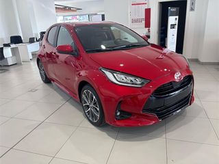 TOYOTA Yaris 1.5 120H Style