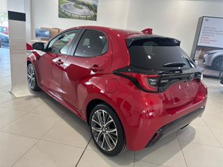 TOYOTA Yaris 1.5 120H Style