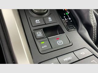 Lexus NX 2.5 300h Business 2WD