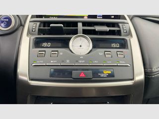 Lexus NX 2.5 300h Business 2WD