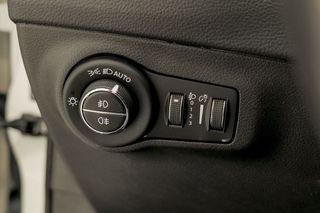 Jeep Compass   1.6 Mjet 88kW Longitude 4x2 