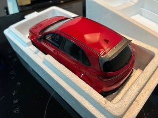 Maqueta Hyundai i30N 1:18 otromobile
