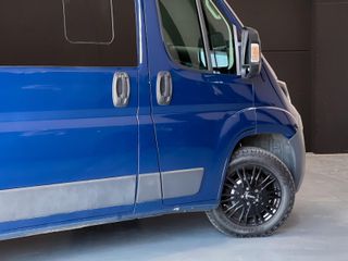 PEUGEOT Boxer Minibús 8/9p 333 L2H2 HDi 150