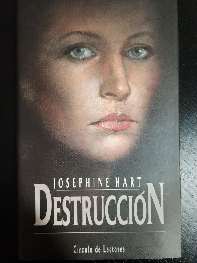 Destrucción - Josephine Hart