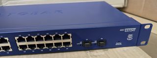 Switch NETGEAR GS724T 24 puertos Gigabit