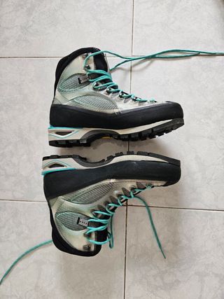 Botas La Sportiva montaña talla  