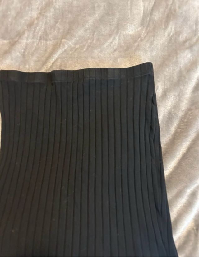 Minigonna nera a costine