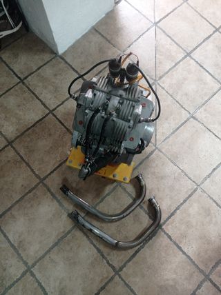 Motor Ducati 500cc .