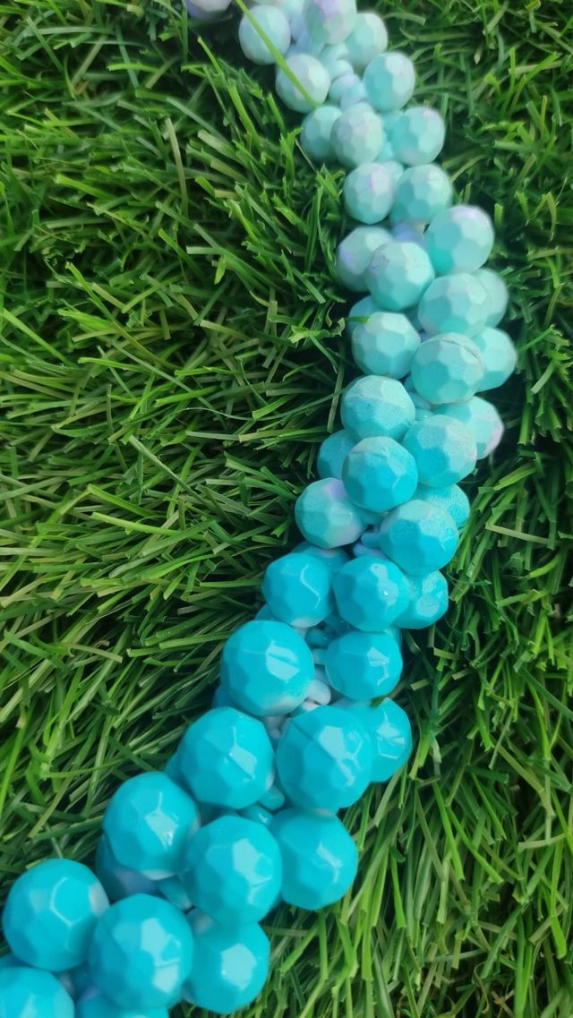 Collar degradado azul-blanco