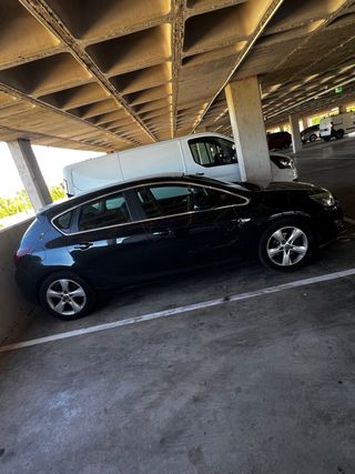 Opel Astra 2012