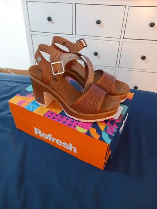 Sandalias Refresh Marrón