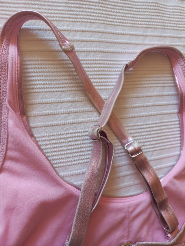 Costume rosa triangolo