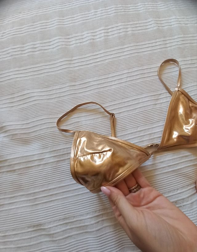 Bikini triangolo oro lucido