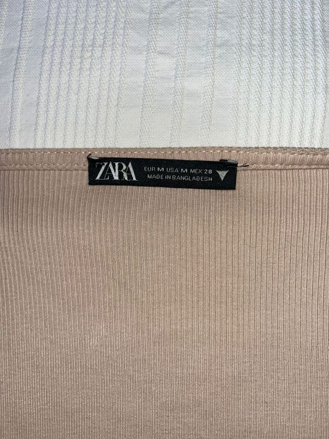Top corto beige ZARA