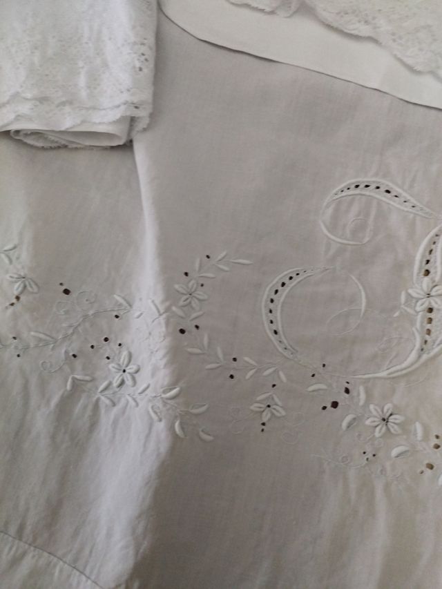 Sábana hilo antiguo + 2 almohadas