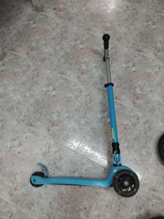 Patinete niño IMMEK con luz