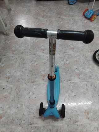 Patinete niño IMMEK con luz