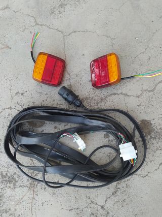 Luces LED remolque 12V - 2 unidades