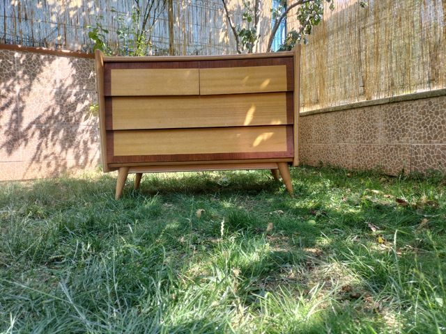 Cómoda madera escandinava años 50