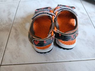 Sandali Arena bimbo - verde oliva e arancio