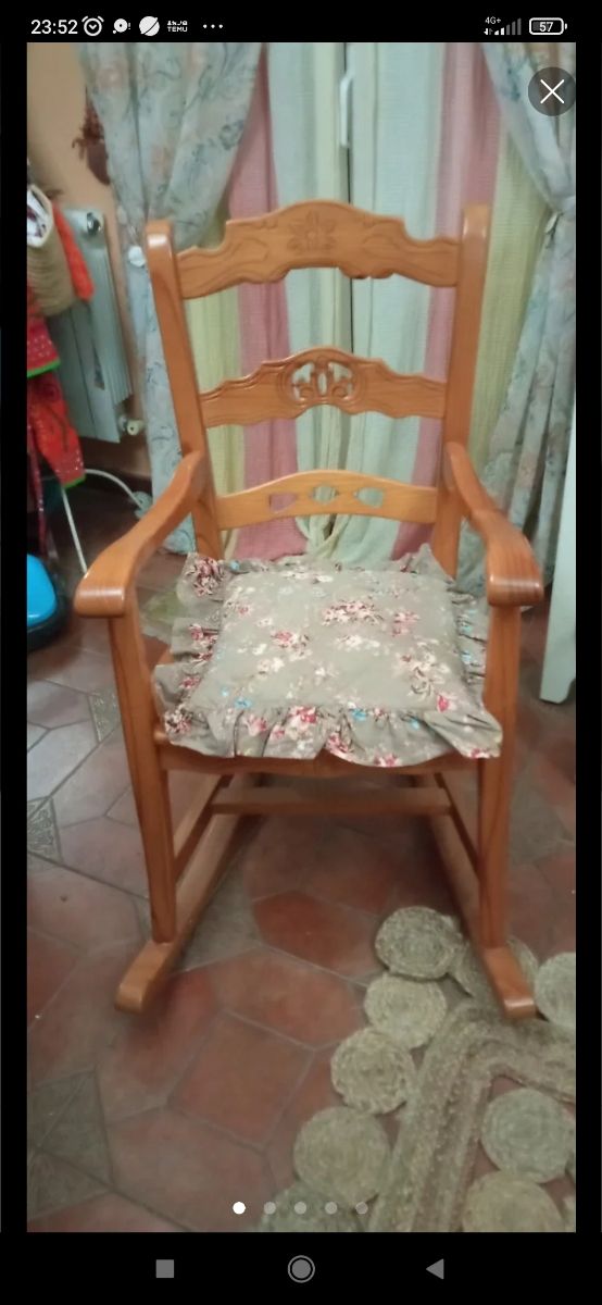 Sedia a dondolo in legno