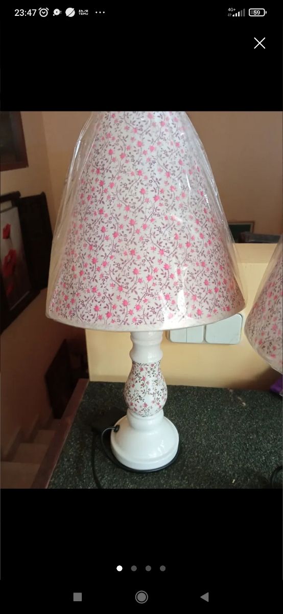 2 Lampade da tavolo - Rosa e Bianco