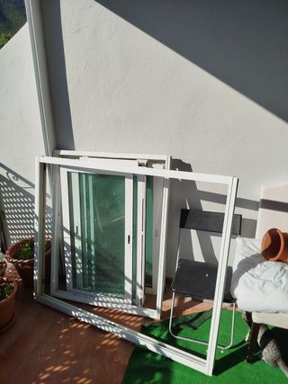 Ventana aluminio corredera blanca 