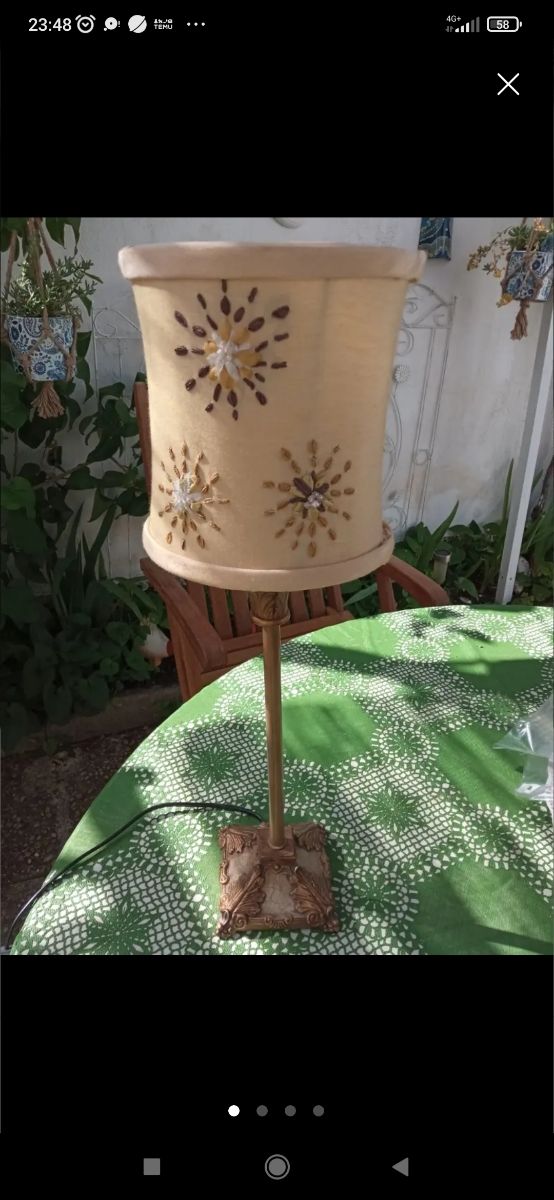 2 lampade: da tavolo