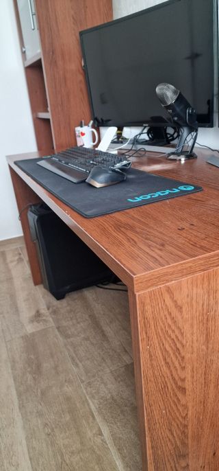 Muebles oficina: escritorio + libreros