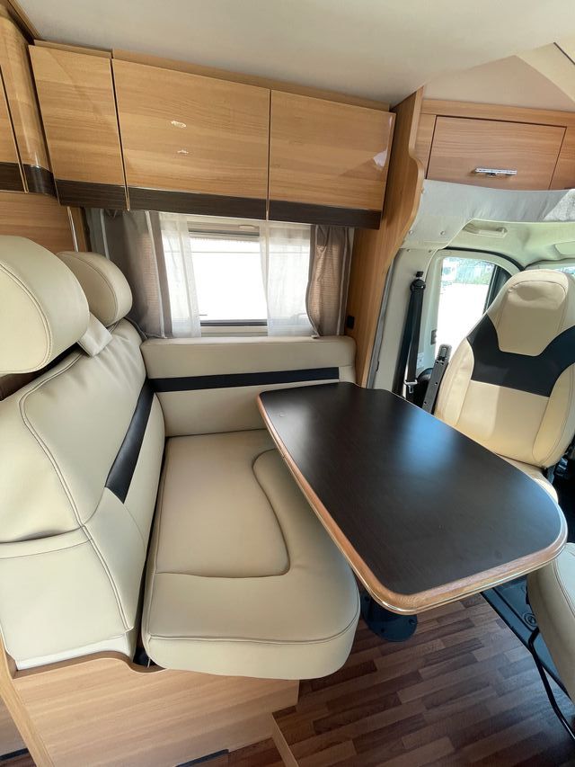 Autocaravana Perfilada Lmc Brezzer H607