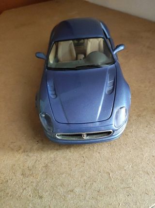 Maserati 3200 GT Burago 1/18