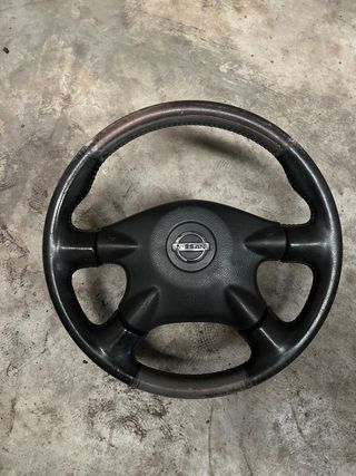 Volante Nissan Navara D22