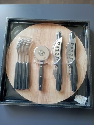 Set pizza Brandani: Tagliere & coltelli