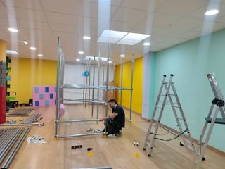 Instalación y mantenimiento de parques infantiles