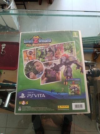 Álbum staks Invizimals the Resistance