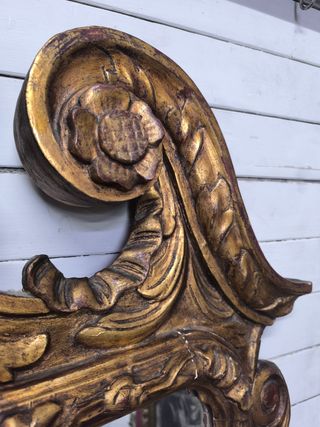 Gran Espejo antiguo.  Madera .