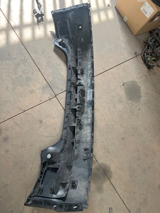 Parachoques trasero Audi A8 negro