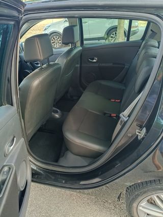 Renault Clio 2012