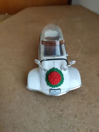 BMW Isetta Modelo a Escala 1/17