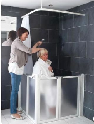 Se necesita cuidadora interna de persona mayor