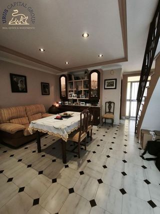 Casa adosada en venta en Morón de la Frontera