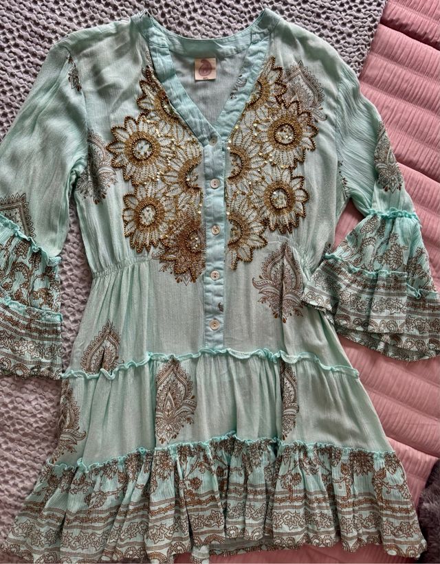Vestido boho azul bordado