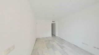 Piso en venta en Las Lagunas en Mijas