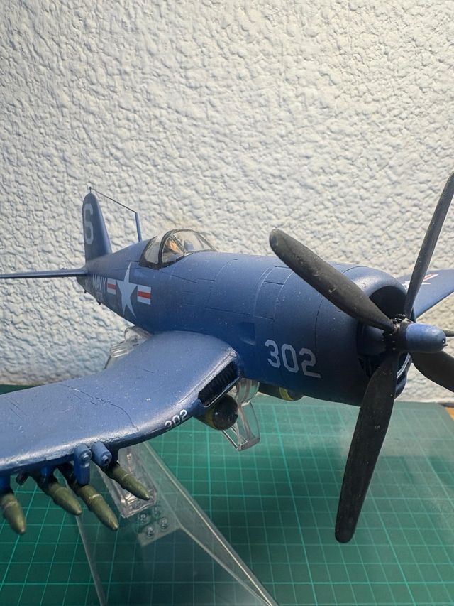 Avion Corsair F4U-4B Guerra Corea 1/48