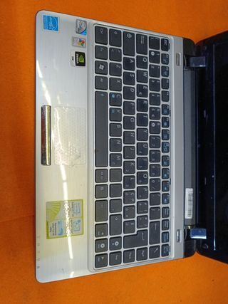 Asus Eee PC 1201NL - Argento