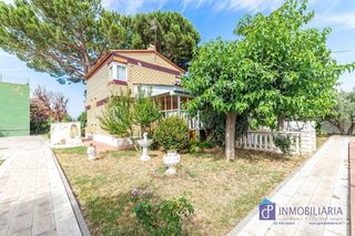 Chalet en venta en Miralbueno en Zaragoza