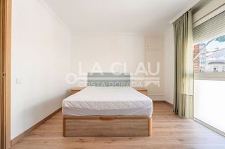 Edificio en venta en Port - Horta de Santa María en Cambrils